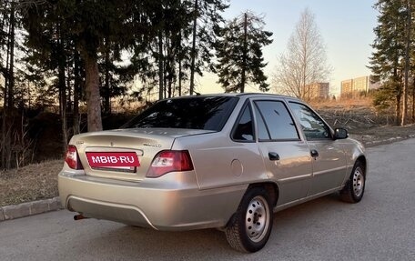 Daewoo Nexia I рестайлинг, 2013 год, 320 000 рублей, 4 фотография