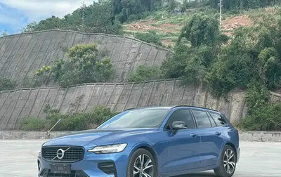 Volvo V60 II, 2021 год, 2 850 000 рублей, 1 фотография