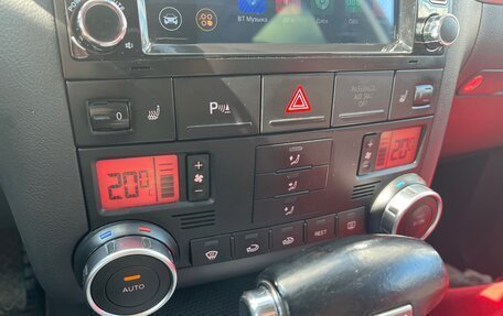 Volkswagen Touareg III, 2006 год, 900 000 рублей, 7 фотография