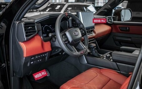 Toyota Tundra, 2024 год, 10 499 999 рублей, 13 фотография