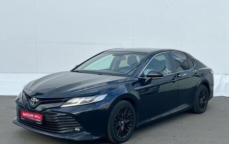 Toyota Camry, 2019 год, 2 200 000 рублей, 1 фотография
