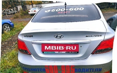 Hyundai Solaris II рестайлинг, 2015 год, 400 000 рублей, 5 фотография