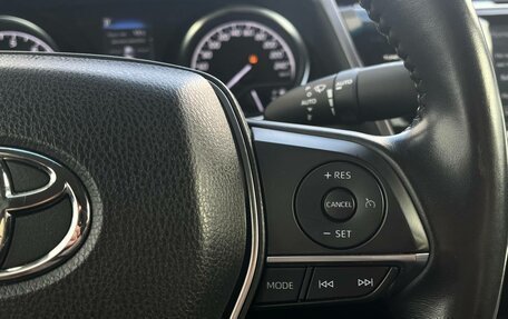 Toyota Camry, 2019 год, 2 200 000 рублей, 12 фотография