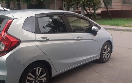 Honda Fit III, 2019 год, 1 370 000 рублей, 2 фотография
