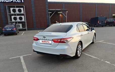 Toyota Camry, 2019 год, 2 250 000 рублей, 5 фотография