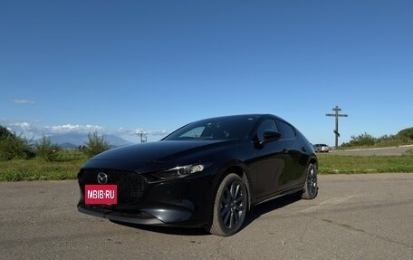 Mazda 3, 2019 год, 1 840 000 рублей, 4 фотография