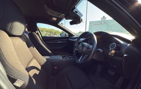 Mazda 3, 2019 год, 1 840 000 рублей, 10 фотография
