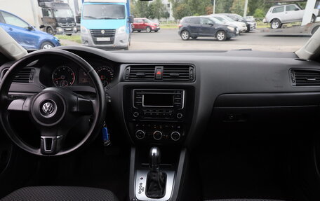 Volkswagen Jetta VI, 2013 год, 869 000 рублей, 21 фотография