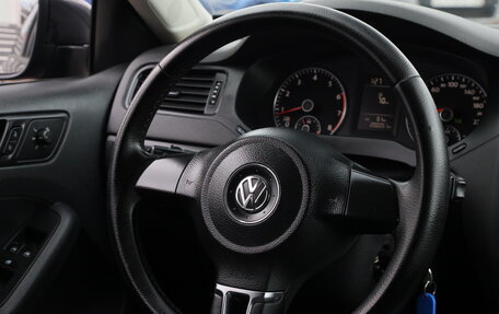 Volkswagen Jetta VI, 2013 год, 869 000 рублей, 22 фотография