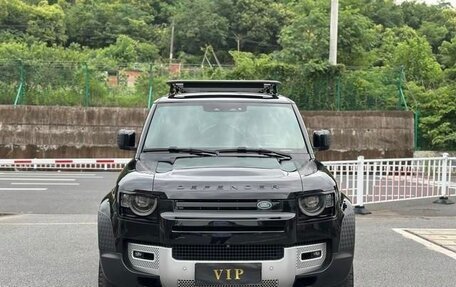 Land Rover Defender II, 2021 год, 7 480 000 рублей, 2 фотография