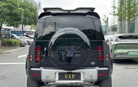 Land Rover Defender II, 2021 год, 7 480 000 рублей, 5 фотография