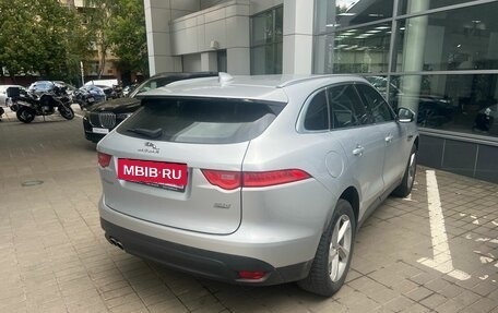 Jaguar F-Pace, 2018 год, 2 915 588 рублей, 5 фотография