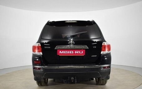 Toyota Highlander III, 2012 год, 2 300 000 рублей, 6 фотография