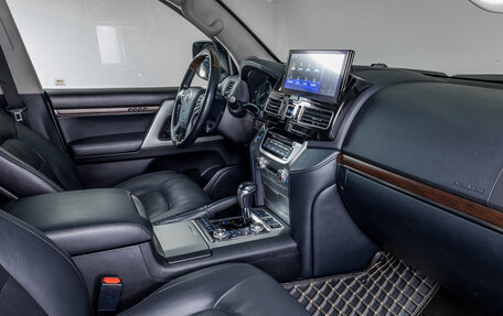 Toyota Land Cruiser 200, 2018 год, 6 700 000 рублей, 11 фотография