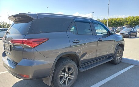 Toyota Fortuner II, 2021 год, 4 990 000 рублей, 3 фотография