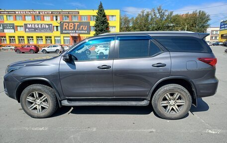 Toyota Fortuner II, 2021 год, 4 990 000 рублей, 9 фотография
