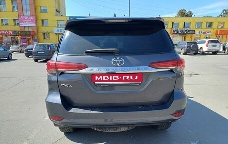 Toyota Fortuner II, 2021 год, 4 990 000 рублей, 5 фотография