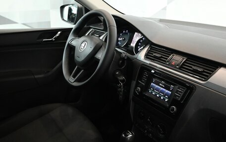Skoda Rapid I, 2017 год, 1 211 000 рублей, 15 фотография