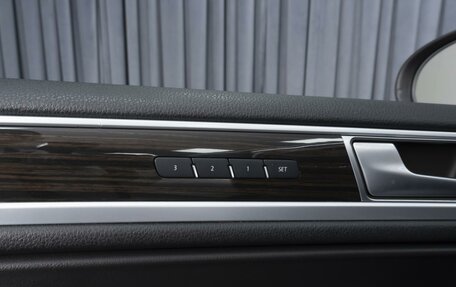 Volkswagen Touareg III, 2014 год, 3 259 000 рублей, 20 фотография