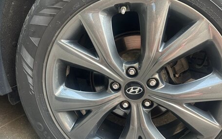 Hyundai Santa Fe III рестайлинг, 2015 год, 2 350 000 рублей, 8 фотография