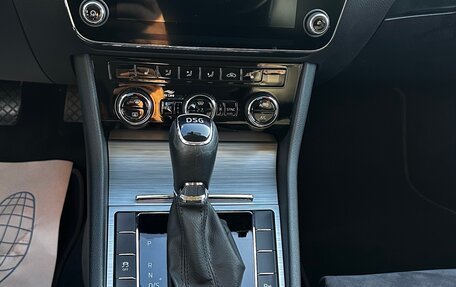 Skoda Superb III рестайлинг, 2021 год, 3 000 000 рублей, 13 фотография