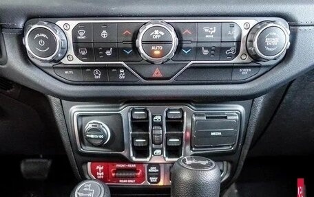 Jeep Wrangler, 2025 год, 6 000 000 рублей, 11 фотография