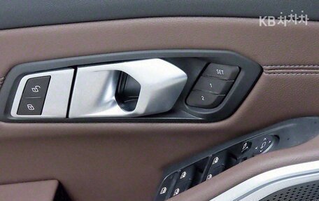 BMW 3 серия, 2020 год, 2 969 000 рублей, 10 фотография