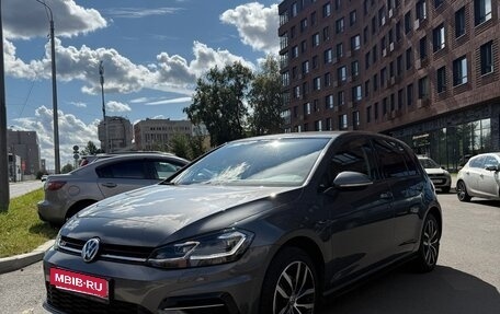 Volkswagen Golf VII, 2018 год, 2 390 000 рублей, 3 фотография