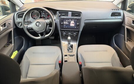 Volkswagen Golf VII, 2018 год, 2 390 000 рублей, 9 фотография
