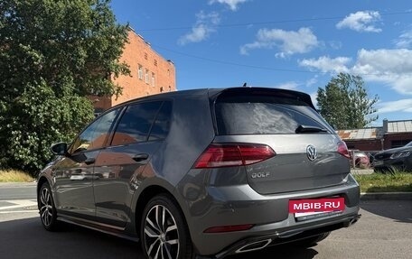 Volkswagen Golf VII, 2018 год, 2 390 000 рублей, 5 фотография