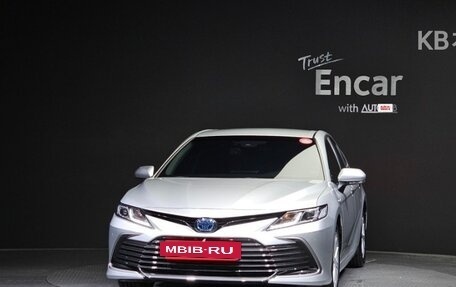 Toyota Camry, 2022 год, 2 369 000 рублей, 3 фотография