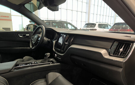 Volvo XC60 II, 2021 год, 3 650 000 рублей, 15 фотография