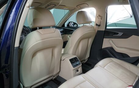 Audi A4, 2018 год, 1 999 000 рублей, 11 фотография