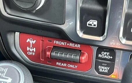 Jeep Wrangler, 2025 год, 6 000 000 рублей, 31 фотография