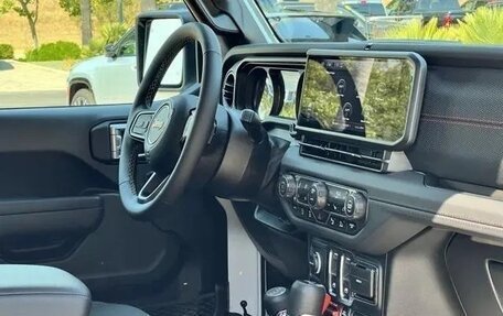 Jeep Wrangler, 2025 год, 6 000 000 рублей, 37 фотография