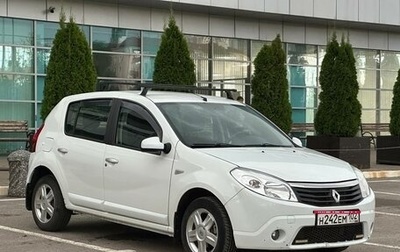 Renault Sandero I, 2014 год, 735 000 рублей, 1 фотография
