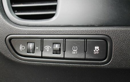 KIA Rio IV, 2017 год, 979 000 рублей, 10 фотография