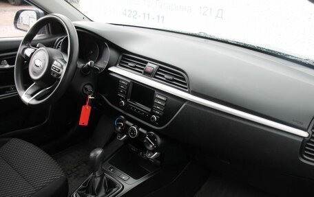 KIA Rio IV, 2017 год, 979 000 рублей, 8 фотография