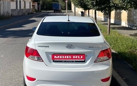 Hyundai Solaris II рестайлинг, 2012 год, 695 000 рублей, 7 фотография