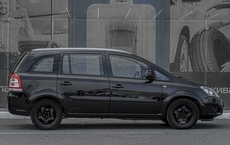 Opel Zafira B, 2013 год, 879 000 рублей, 5 фотография