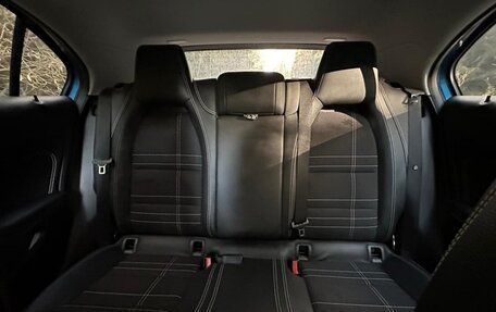 Mercedes-Benz A-Класс, 2015 год, 1 500 000 рублей, 7 фотография