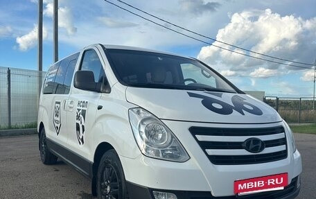 Hyundai H-1 II рестайлинг, 2016 год, 1 900 000 рублей, 5 фотография