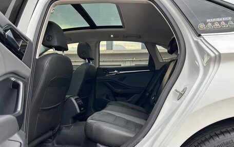 Volkswagen Jetta VII, 2022 год, 1 440 000 рублей, 20 фотография