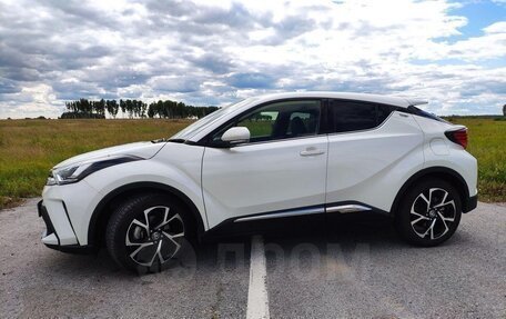 Toyota C-HR I рестайлинг, 2020 год, 2 270 000 рублей, 6 фотография