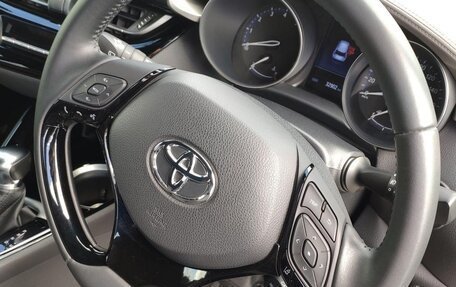 Toyota C-HR I рестайлинг, 2020 год, 2 270 000 рублей, 20 фотография