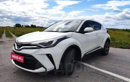Toyota C-HR I рестайлинг, 2020 год, 2 270 000 рублей, 5 фотография