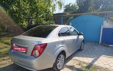 Chevrolet Aveo III, 2012 год, 800 000 рублей, 4 фотография