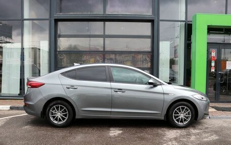 Hyundai Elantra VI рестайлинг, 2017 год, 1 699 000 рублей, 6 фотография