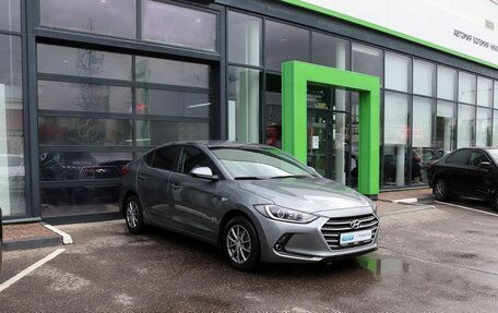 Hyundai Elantra VI рестайлинг, 2017 год, 1 699 000 рублей, 7 фотография