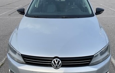 Volkswagen Jetta VI, 2013 год, 750 000 рублей, 1 фотография